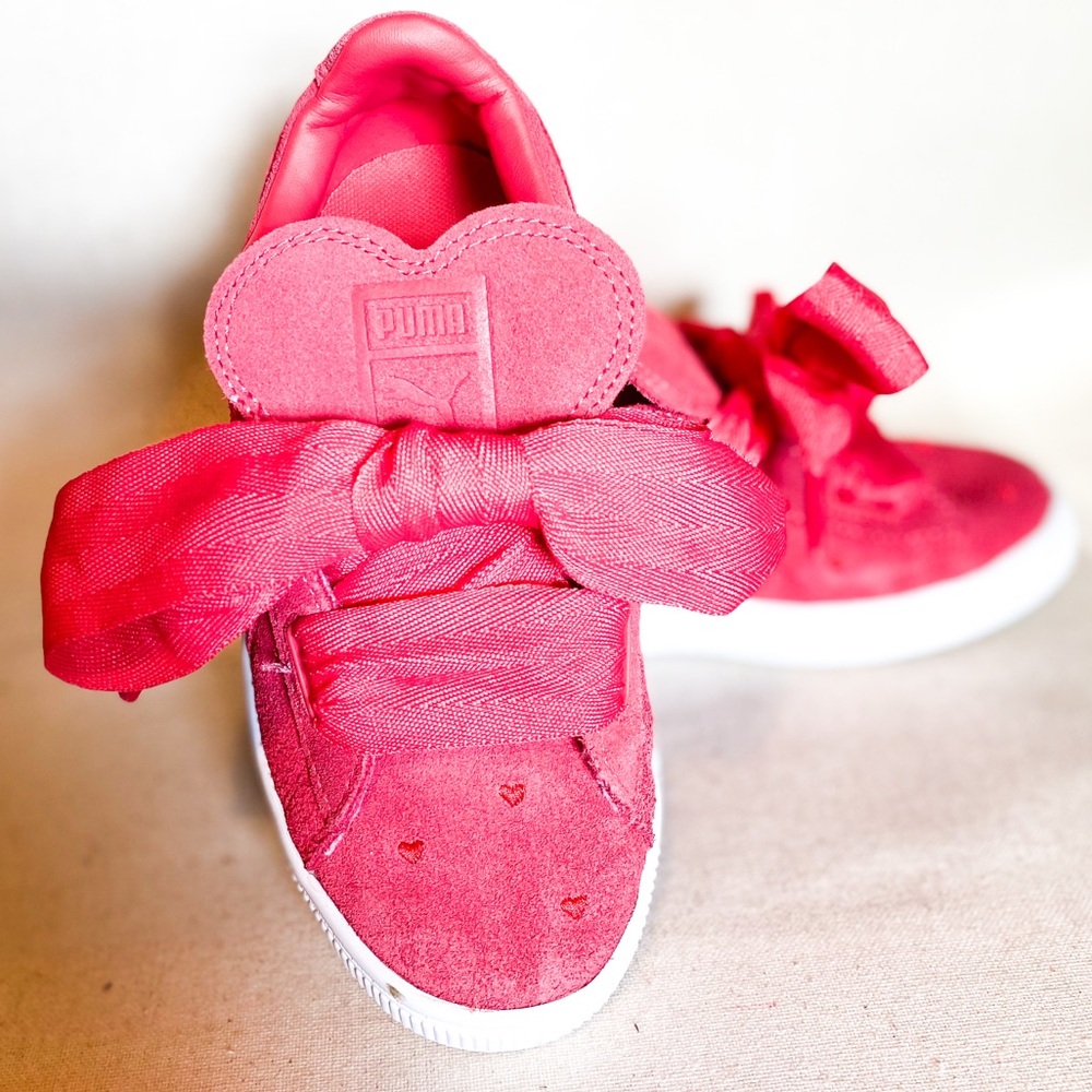 PUMA Suede Pink Heart Valentine Sneaker